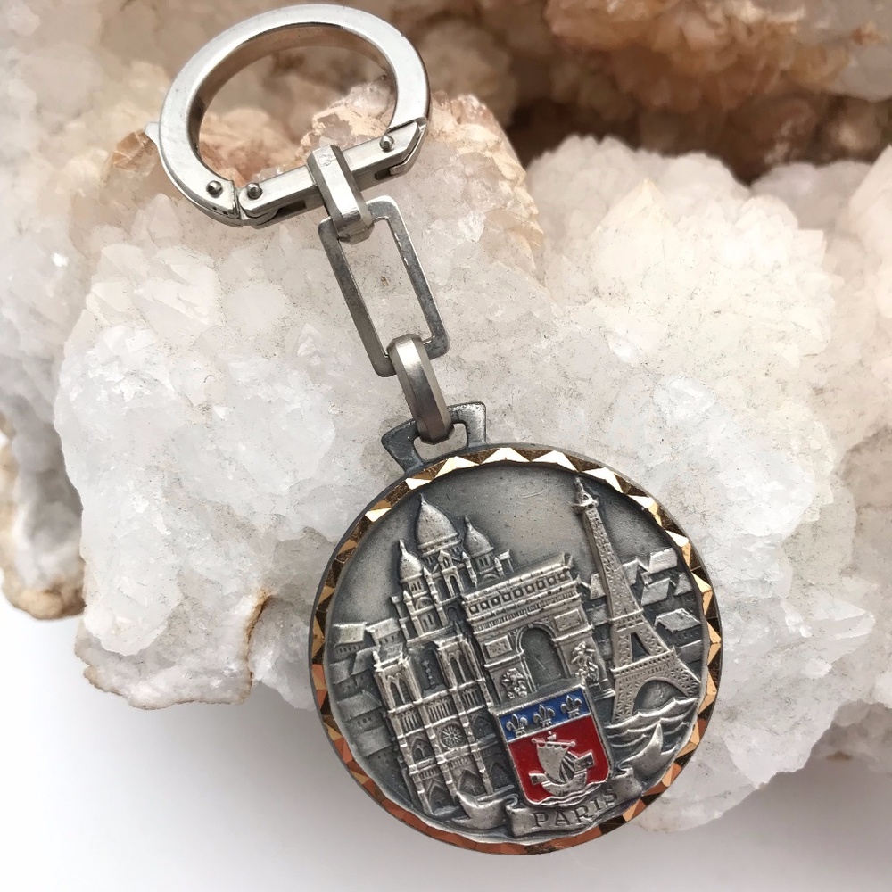 Paris Landmark Unisex Keychain - NWOT